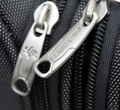 上海工廠定做萬向輪拉桿箱 大容量拉桿箱定做方振廠家定做拉桿箱【圖】- 勤加緣網(wǎng)